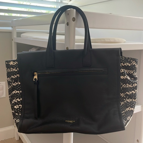 Coach Leather Shoulder Tote Bag - Picture 1 of 8
